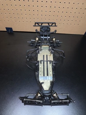 Электрическое шасси Kyosho Ultima SC6  - Изображение 1 из 4