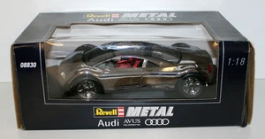REVELL 1/18 08830 AUDI AVUS QUATTRE SILVER - Picture 1 of 2