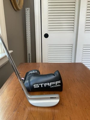 Putter fresado Wilson Staff modelo 8802 35 pulgadas diestro estilo Napa como nuevo Foto 1 de 4
