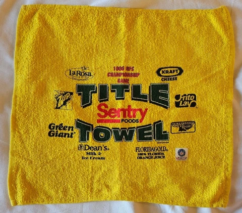Green Bay Packers Title Towel 1996 NFC Championship Game Sentry Promo NFL Swag Cover