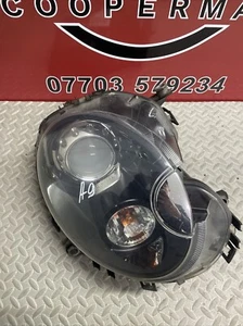 Mini Cooper R55 R56 R58 R59 Bi-Xenon Headlight Lamp Indicator White Right O/S - Picture 1 of 17