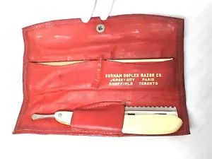 Rasoio da viaggio da barbiere da viaggio vintage seconda guerra mondiale statunitense GI Durham duplex custodia rossa in pelle - Foto 1 di 7
