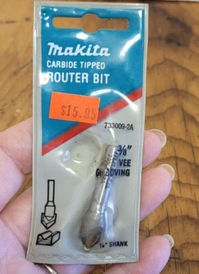 Broca de enrutador Makita #733009-2A 3/8" Vee ranurado vástago de 1/4" punta de carburo Foto 1 de 3