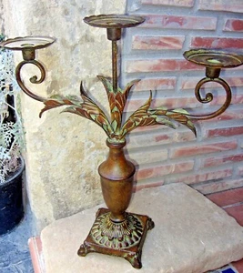 CANDELABRO DE CHAPA DE 3 BRAZOS. Mod. modernista - Imagen 1 de 3