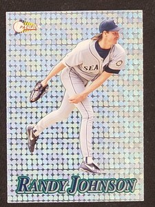 1994 Pacific Crown Collection Silver Prisms Circular #7 Randy Johnson