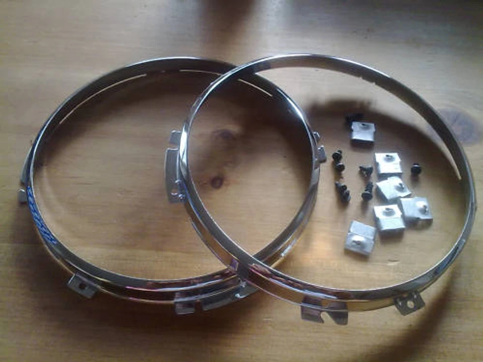 CLASSIC CAR 7" CHROME HEADLAMP RETAINERS x 2 FACTORY SECONDS MINOR DEFECTS - Image 1 of 1