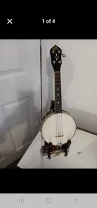 Gibson Banjo Ukulele - Picture 1 of 9