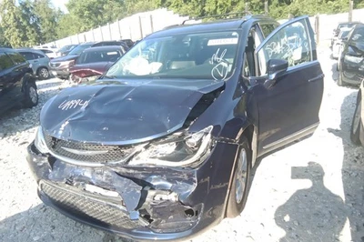 2018 Chrysler Pacifica Automatic Transmission OEM 125K Miles - LKQ392315074 - Image 1 of 4