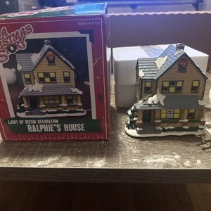 A Christmas Story Ralphie's House NECA Light Up Resin House Works - Picture 1 of 18