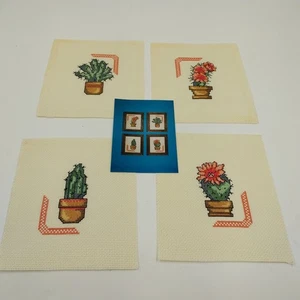4er Set fertige Kreuzstich Wüste Mini Vase Pflanzen 6x7" Aida Stoff ungerahmt - Bild 1 von 8