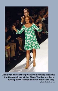 Diane Von Furstenberg Green Ginkgo Silk Catwalk Dress US 4 UK 8 New Without Tags - Picture 1 of 10