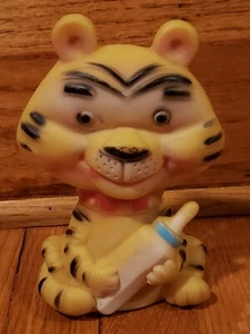 Vintage Alan Jay Clarolyte Squeeze Squeak Rubber Lion Toy - Picture 1 of 7