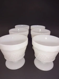 6 tazas de postre de Sherbet de vidrio de leche blanco vintage Anchor Hocking hojas de uvas - Imagen 1 de 9