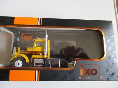 Miniature TRACTEUR FREIGHTINER LC 120 64 T 1977 IXO TR116 1/43 JAUNE - Photo 1/4