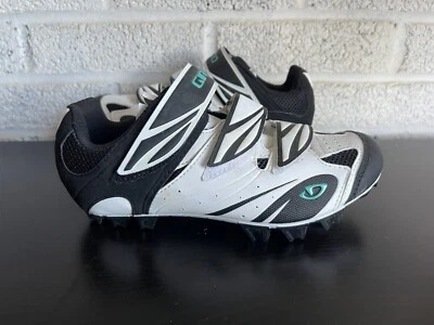 Giro Riela Zapatillas/Tacos Ciclismo, Mujer Talla 6 Blanco Verde Negro, Excelente Foto 1 de 4