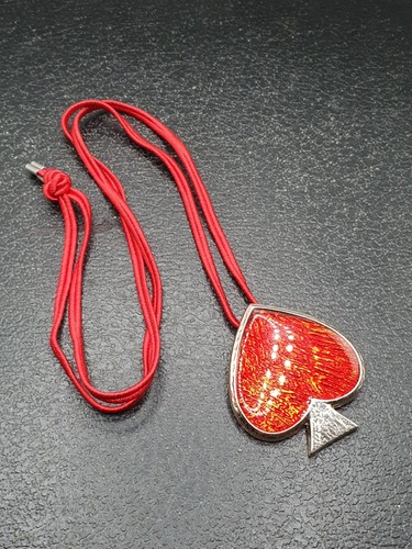 SAINT LAURENT (YSL) COLLANA SPILLA PENDENTE VANGA CUORE SMALTO ROSSO FIRMATA YSL 26"