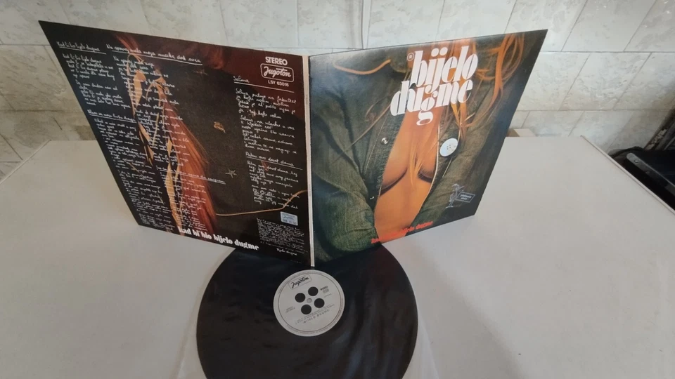 BIJELO DUGME  1st  YUGOSLAVIA ROCK  LP NM Foto 1 de 2
