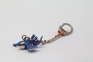 Figura Llavero Pokémon Kyogre 2004 Etiqueta Pikachu Roja Nintendo B.F.I. China - Imagen 1 de 7