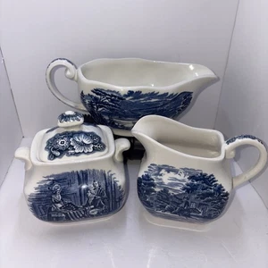 🌹3 Pieces Vintage Liberty Blue Sugar And Creamer And Gravy Dish. - Picture 1 of 9