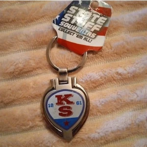 The State Of Kansas Keychain Locket - Picture 1 of 2