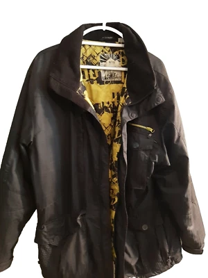 Chaqueta de esquí con guante corporal L para hombre - negra de longitud completa con capucha extraíble. Foto 1 de 4