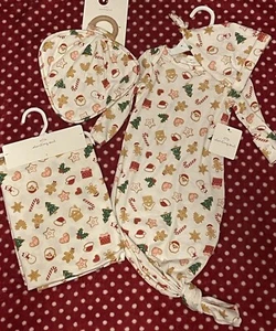 Boutique Infant 0-6m 4pc Christmas Set - Sleeping Gown + Cap, Blanket, Teether - Picture 1 of 6