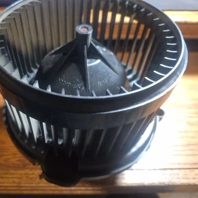 Parte del motor soplador de climatización de fábrica GMC Terrain 10-17 # 15812101 Foto 1 de 2