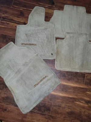OEM TOYOTA TUNDRA 2007-2010 Beige/Lt Gray FLOOR MAT SET Of 4 - Image 1 of 4
