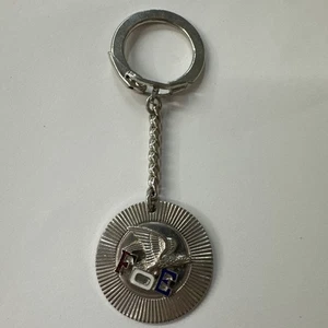 F.O.E. Llavero Fraternal Order of Eagles, tono plata - Imagen 1 de 4