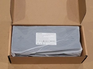 G10-082G Binardat 10 Port Gigabit Ethernet Switch 2x Gigabit UpLink RJ-45 Ports - Picture 1 of 4