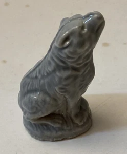 Wade Whimsies Red Rose Tee - Grey Timber Wolf - Bild 1 von 7