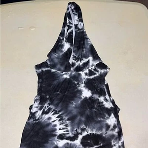 EUC AQ Sport Tie Dye Tank Hoodie Unisex - Picture 1 of 6
