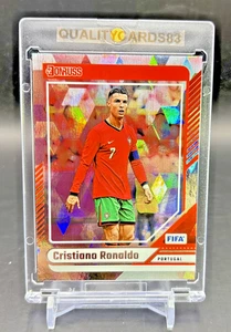 CARTA RIFRATTORE DIAMANTE ARCOBALENO CRISTIANO RONALDO CON CUSTODIA - Foto 1 di 6