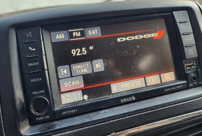 Receptor Radio Multimedia Pantalla Táctil 12-20 Grand Caravan RBZ 5091327AD E317 Foto 1 de 4