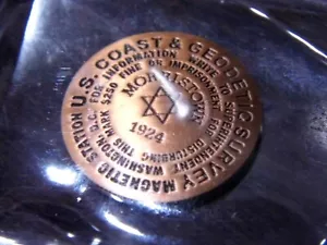 Geocoin (micro) Morristown Benchmark (Unactivated) Pathtag Alt Geocaching - Picture 1 of 4
