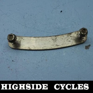 1065 02 HARLEY-DAVIDSON SOFTAIL REAR SUPPORT BRACKET FENDER MOUNT - Picture 1 of 3