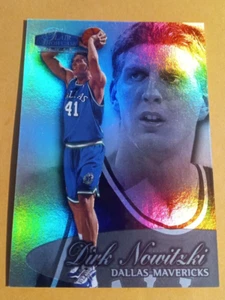 1998-99 Flair Showcase Dirk Nowitzki Row 3 Rookie RC #16 - Mavericks - Picture 1 of 2