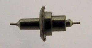 Orologio da tasca Buren 18 ligne parte bilanciere staff nuovo vecchio stock #723 altezza 3,9 mm - Foto 1 di 3