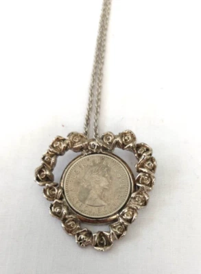 Elizabeth II Dei Gratia Britt Regina 1953 Coin Pendant American Historic Society - Image 1 of 4