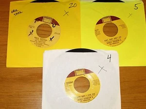 LOT of 3 SOUL 45 RPMs - THE MIRACLES - TAMLA 54034 54178 54206 - Foto 1 di 2