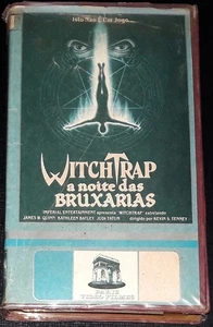 WITCHTRAP A NOITE DAS BRUXARIAS VHS MOVIE 1990 LINNEA QUIGLEY NTSC BRAZIL RARE - Picture 1 of 3