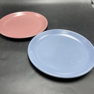 2 Vintage Rubbermaid Melamine Lunch Plates - 8” - #3838 - Blue & Pink - Round - Image 1 of 4