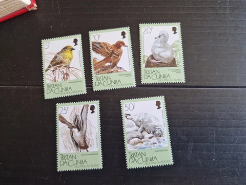 TRISTAN DA CUNHA 1988 SG 443-447 FAUNA OF NIGHTINGALE ISLAND MNH Cover