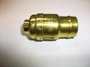 VINTAGE BOX OF 12 LEVITON LAMP HOLDERS 75 WATT 250 VOLT MADE IN USA - Picture 1 of 5