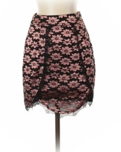LF Women’s Black + Rose Lace Mini Skirt Size XS NEW NWT - Picture 1 of 5