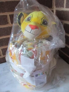Etiquetas para niños de Disney/Kohl's The Lion King Simba Buddy 14" de alto para sentarse y lanzar 50”x60” - Imagen 1 de 8