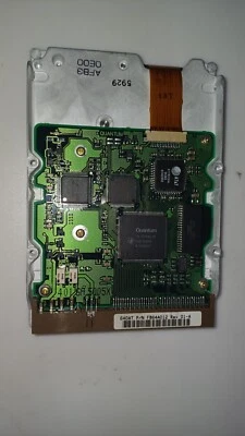 HARD DISK 3.5 IDE Ata HDD Quantum Fireball 640AT 1998 VINTAGE - Immagine 1 di 4