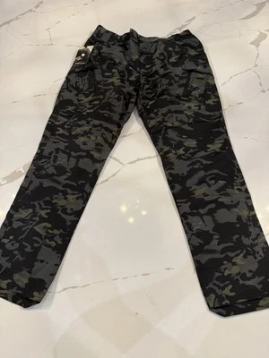 Calça cargo perna cônica militar equipamento externo nova com etiquetas tamanho XL 34 - Imagem 1 de 4