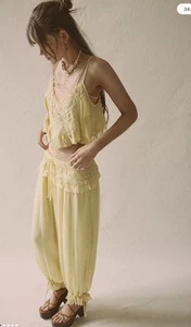 Free People Lynden Lace Flatter Cropped Top & Bloomer Rüschen süß Hose Set S - Bild 1 von 3