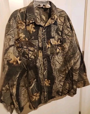 Paredes para hombre de colección. Camisa 2XL Realtree Hardwoods Camoflauge 56" Pecho 32" Largo Foto 1 de 4
